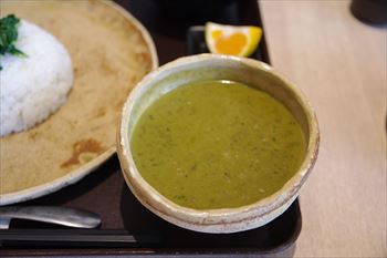 横浜桜木町にある定食屋「TSUBAKI食堂」のランチ