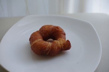 横浜元町にあるカフェ「カフェフゥ(Cafe Four)」のパン