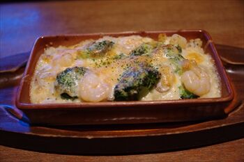 横浜東神奈川にある「KUBOTA食堂」のランチ