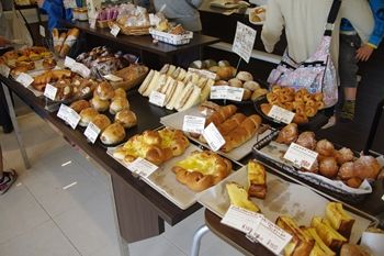 横浜北山田にあるパン屋さん「ブーランジェリー・ベック」の店内