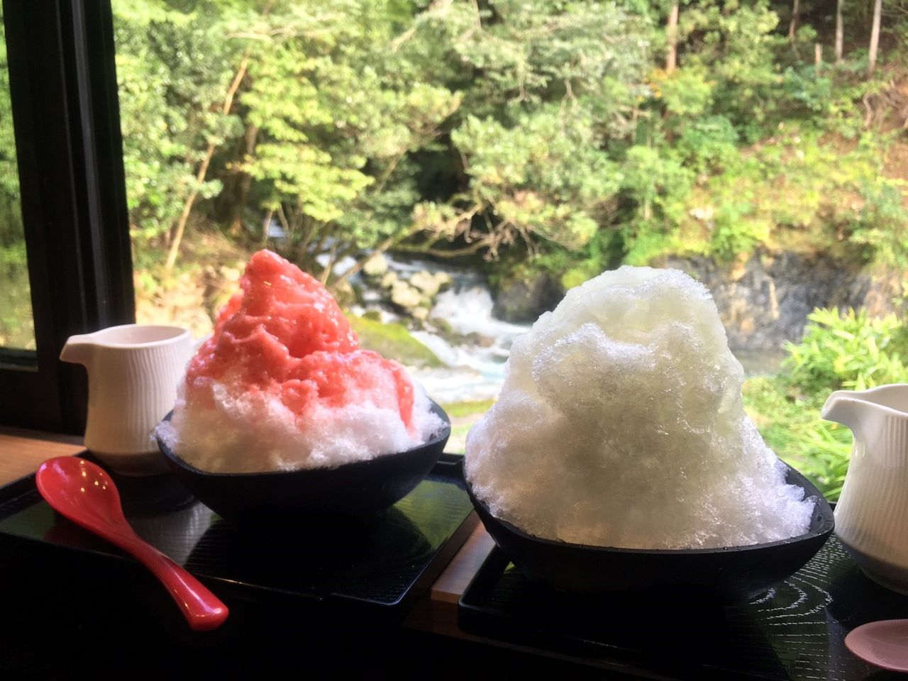 河内の風穴_181008_0127