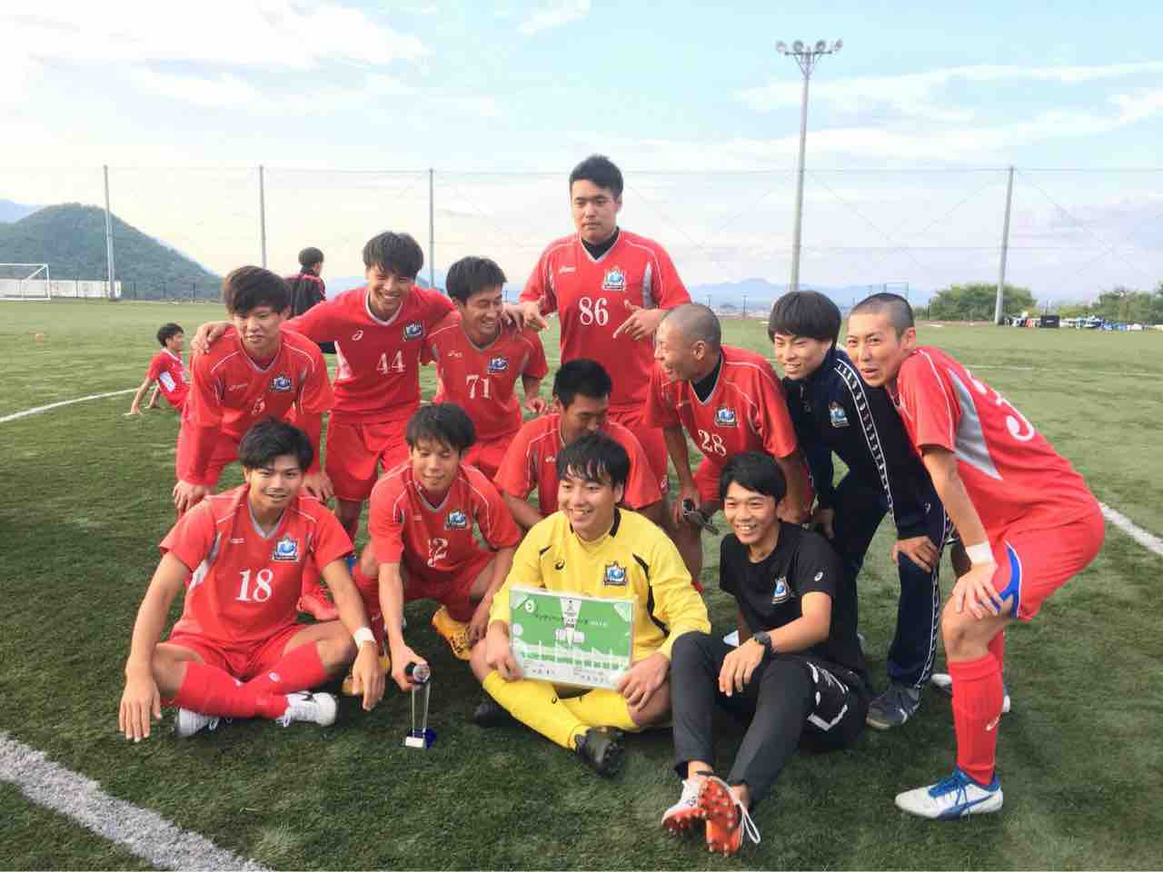 恩返し 吉田慎太郎 高知大学サッカー部 部員ブログ