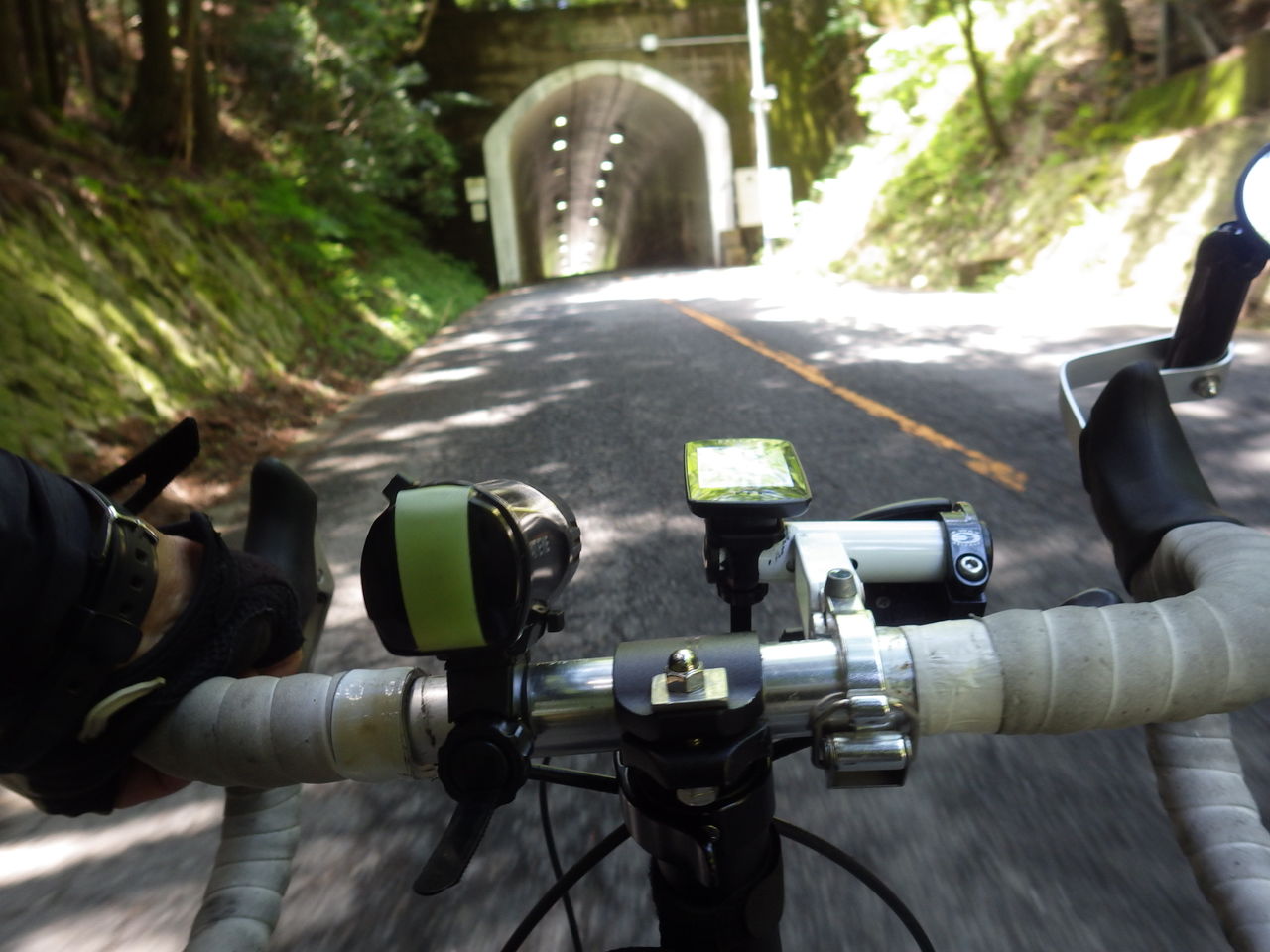 423号線 自転車