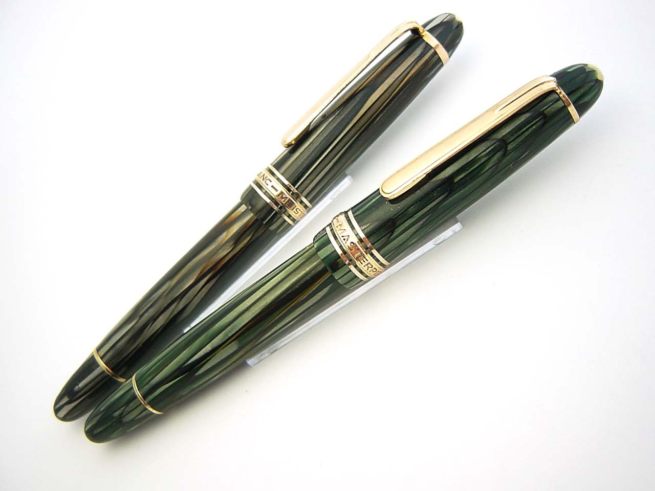 美品 モンブラン 万年筆 開高健モデル 149 14C 中白 M 美品 モンブラン 万年筆 開高健モデル 149 14C 中白 M