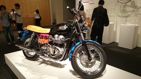 ポール・スミス展 上野の森美術館 バイク