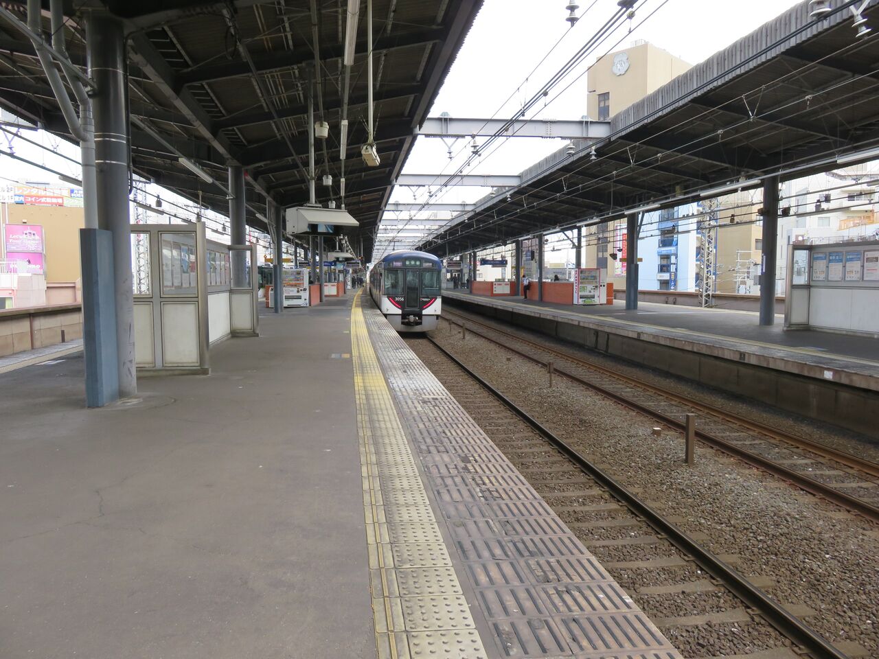 鉄道駅探訪】「守口市駅」(京阪電気鉄道・京阪本線) : 人生 鉄道駅探訪】「守口市駅」(京阪電気鉄道・京阪本線) : 人生
