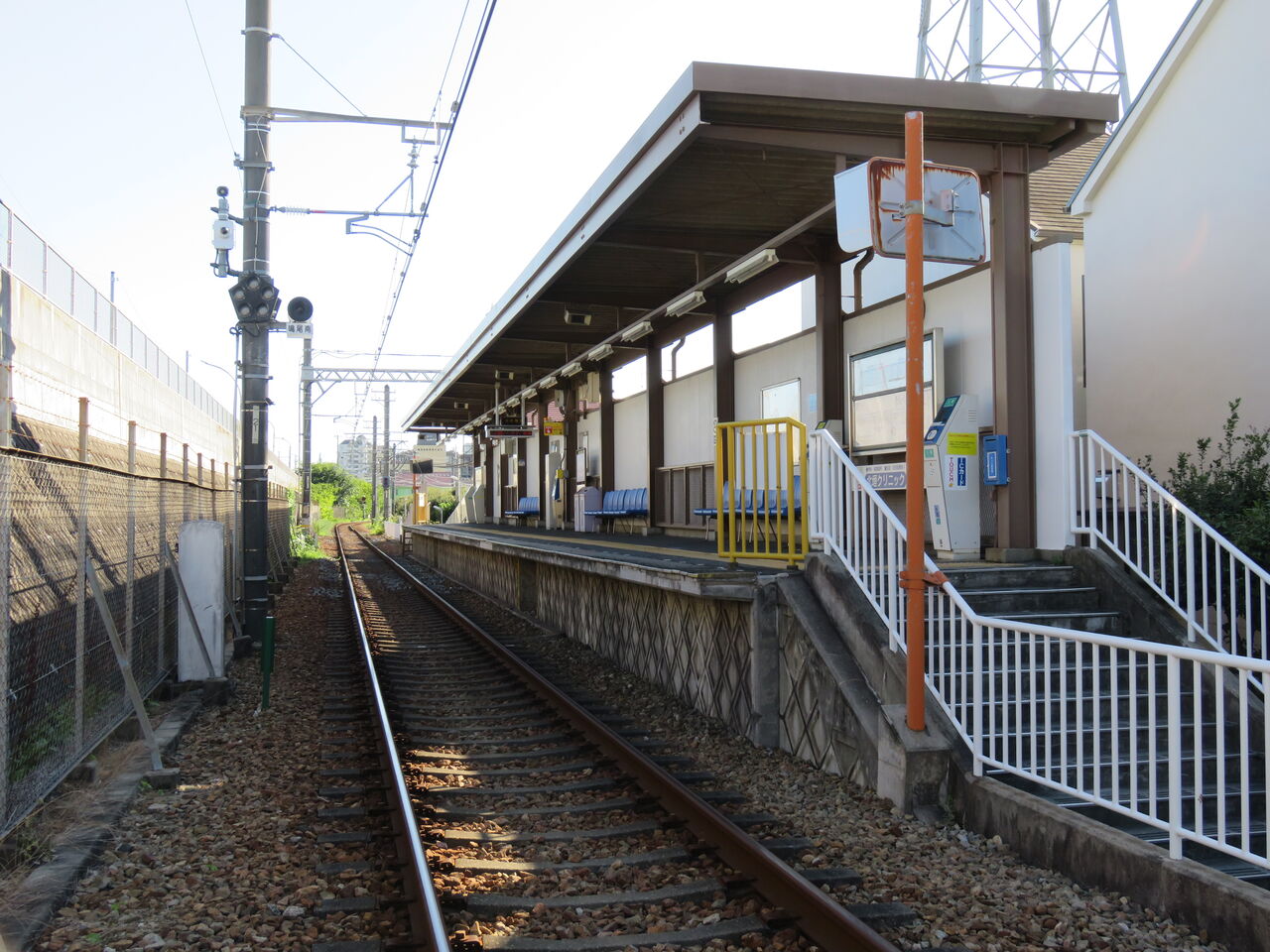 洲 先 駅