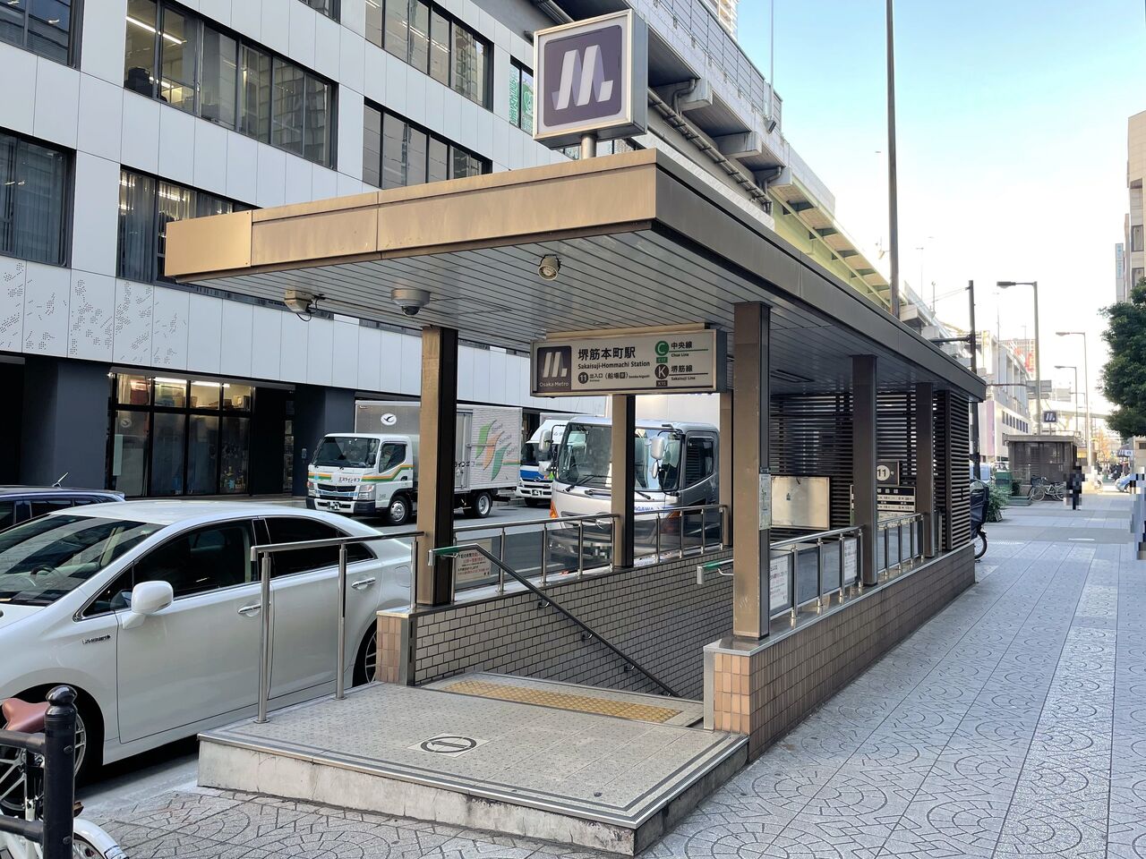 【鉄道駅探訪】「堺筋本町駅」(大阪市高速電気軌道・中央線、堺筋線) 人生ゆるゆる途中下車 【鉄道駅探訪】「堺筋本町駅」(大阪市高速電気軌道・中央線、堺筋線) 人生ゆるゆる途中下車