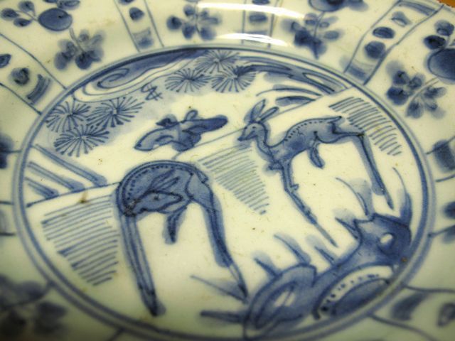 中国明朝末期 古染付芙蓉手鹿文中皿 美味いもん 徒然日記