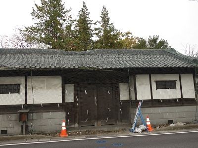 154 旧家の建物