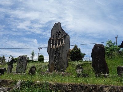 071 石仏石塔群