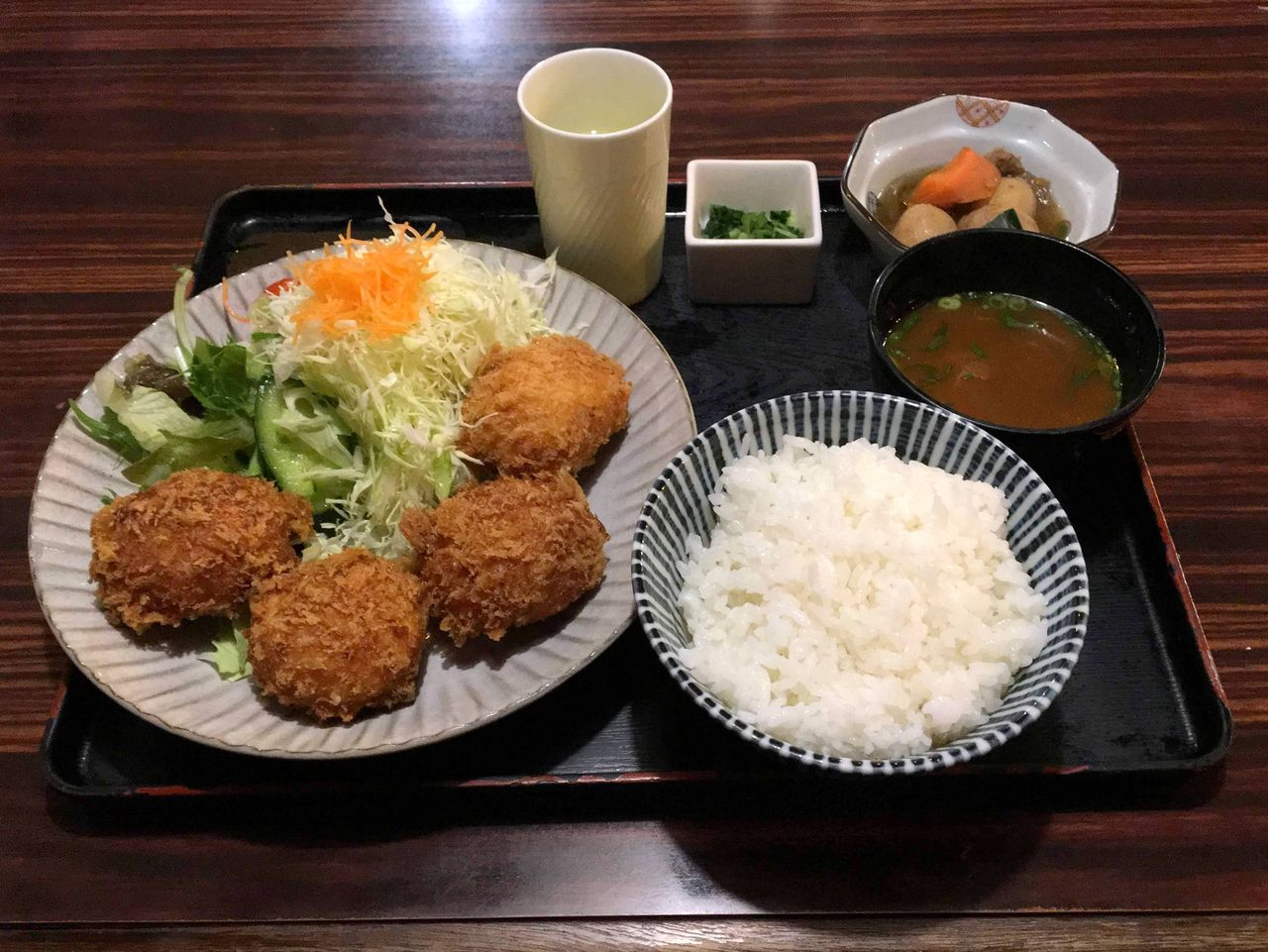醍醐 カニクリームコロッケ定食 豊橋市堂坂町 食々週間 醍醐 カニクリームコロッケ定食 豊橋市堂坂町 食々週間