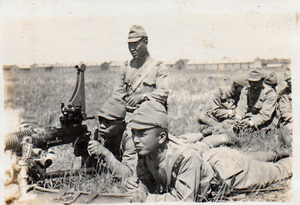 �Υ��ϥ�13(4)