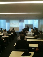 ���ߥʡ���