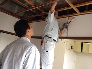 電極取付