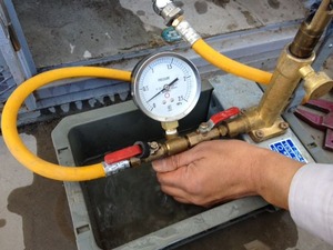 給水管圧力調査