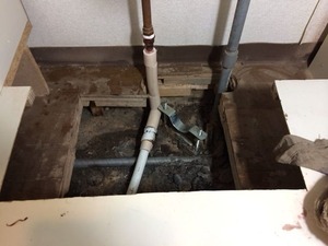 キッチン下部