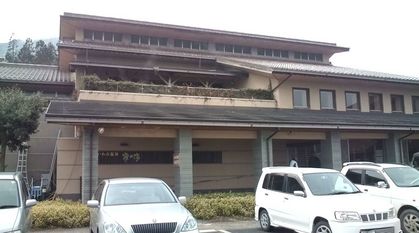 F1000050