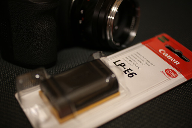 EOS 5D Mark II / III :バッテリー情報で劣化度「赤」が出た EOS 5D Mark II / III :バッテリー情報で劣化度「赤」が出た
