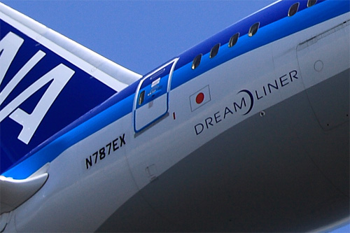 dreamliner_logo