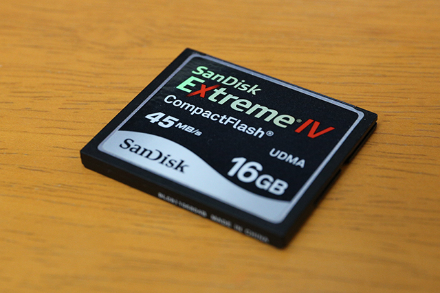 sandisk_cf32_1