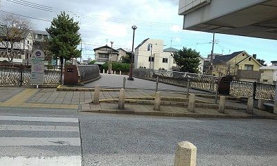 六甲ライナー21