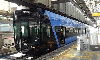 62_マコ_列車01
