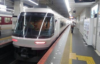 39_るる_列車01