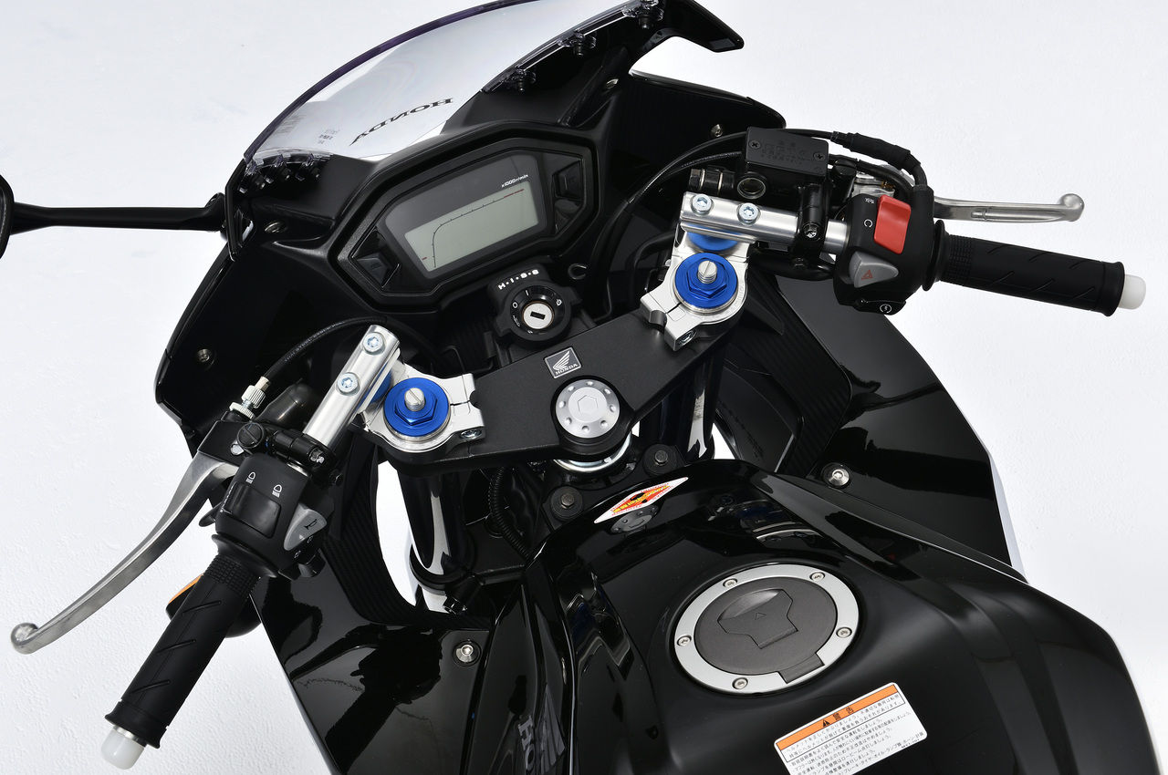 CBR400R NC47 純正？ハンドル ハンドル位置の改善（ホンダ CBR400R）by 