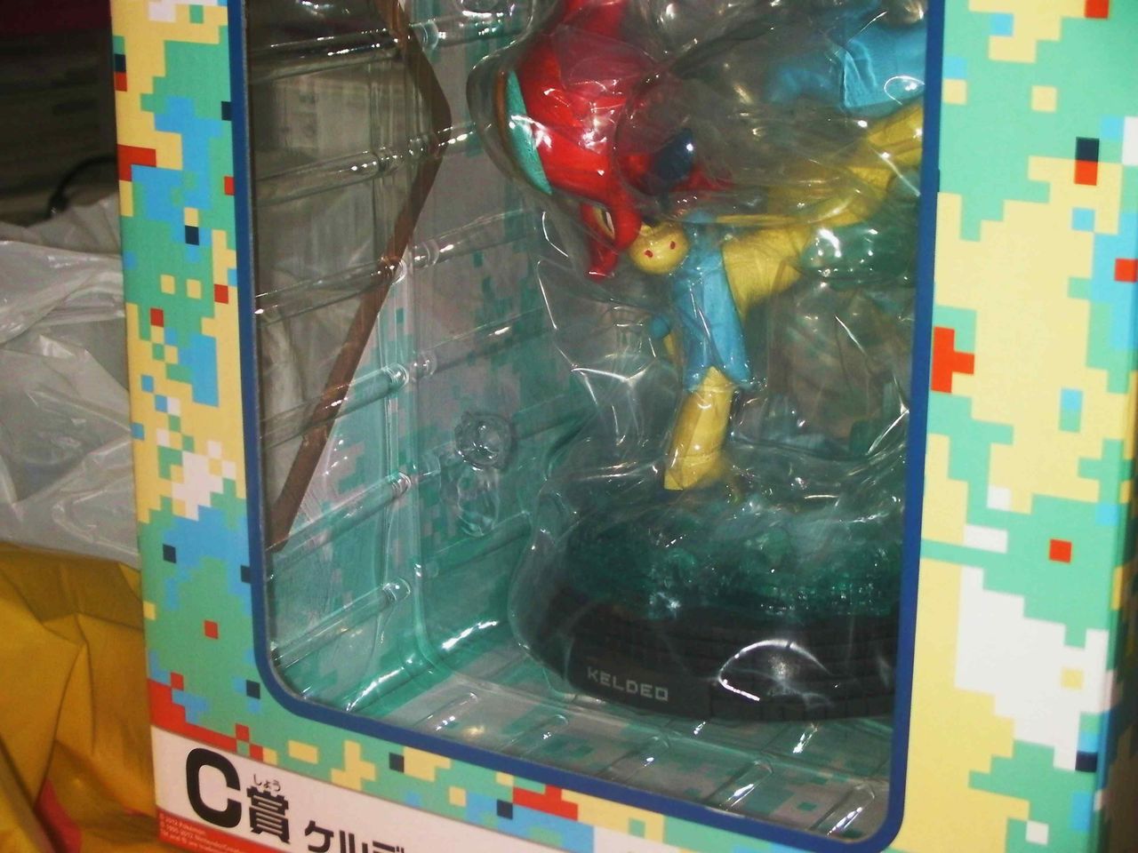 今年もポケモンの映画とリンクして ポケモンわくわくゲットくじ12 がスタート C賞の ケルディオ をget クマジー王国のくまじろう