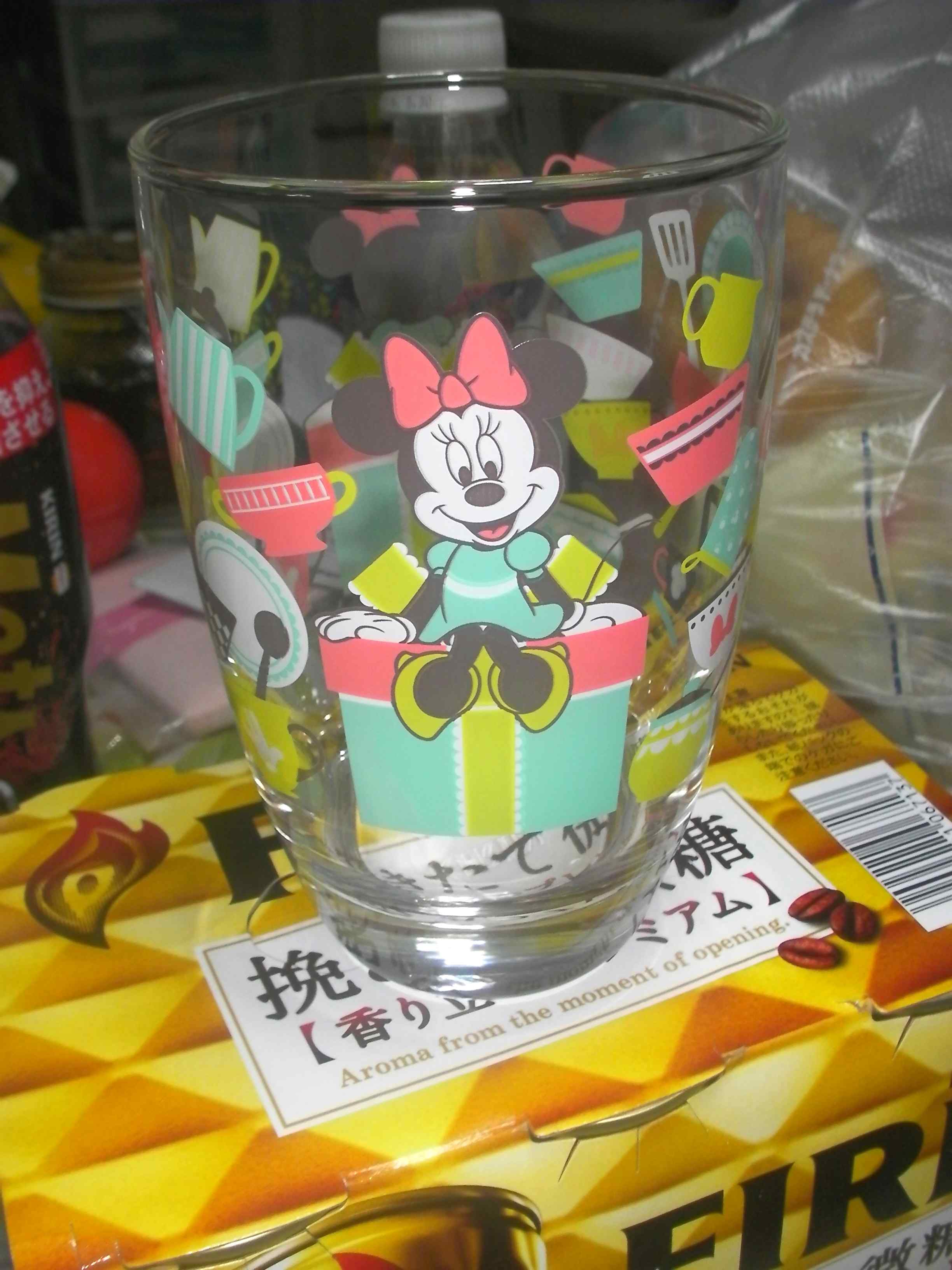 うしろ姿もかわいい キリンオリジナルディズニーキャラクターグラスプレゼントキャンペーン クマジー王国のくまじろう