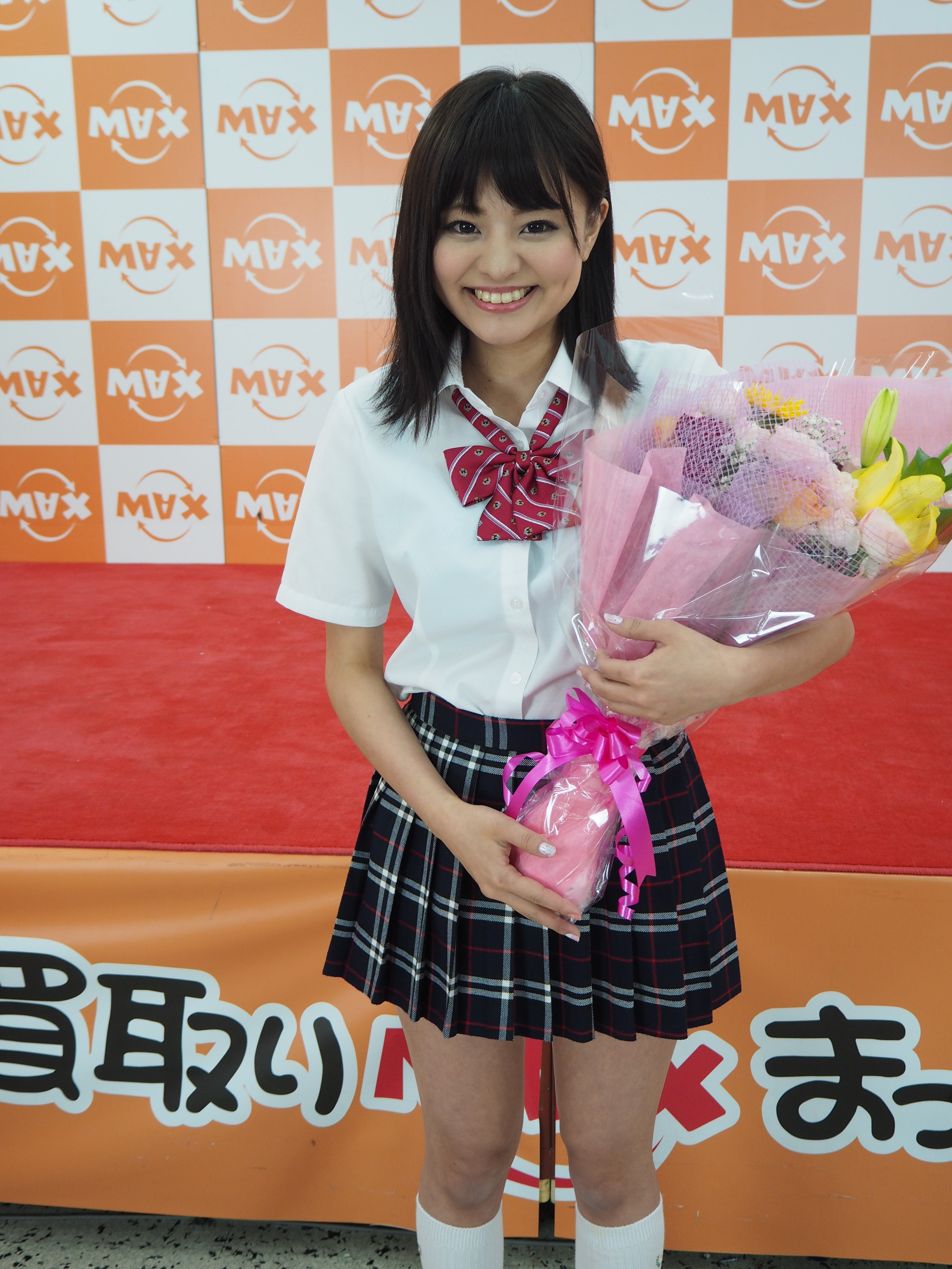 6月19日で22才になるおみくちゃん が1年ぶりに大阪に来てくれたのでお祝いに行って来ました O 日本橋店編 クマジー王国のくまじろう 6月19日で22才になるおみくちゃん が1年ぶりに大阪に来てくれたのでお祝いに行って来ました O 日本橋店編 クマジー王国のくまじろう