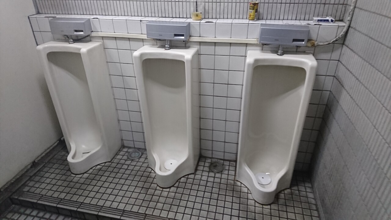 板橋駅西口公衆便所 トイレ 鉄道旅行日記