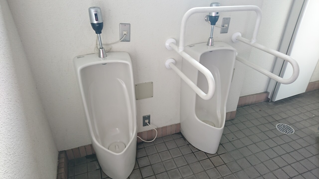年11月 トイレ 鉄道旅行日記