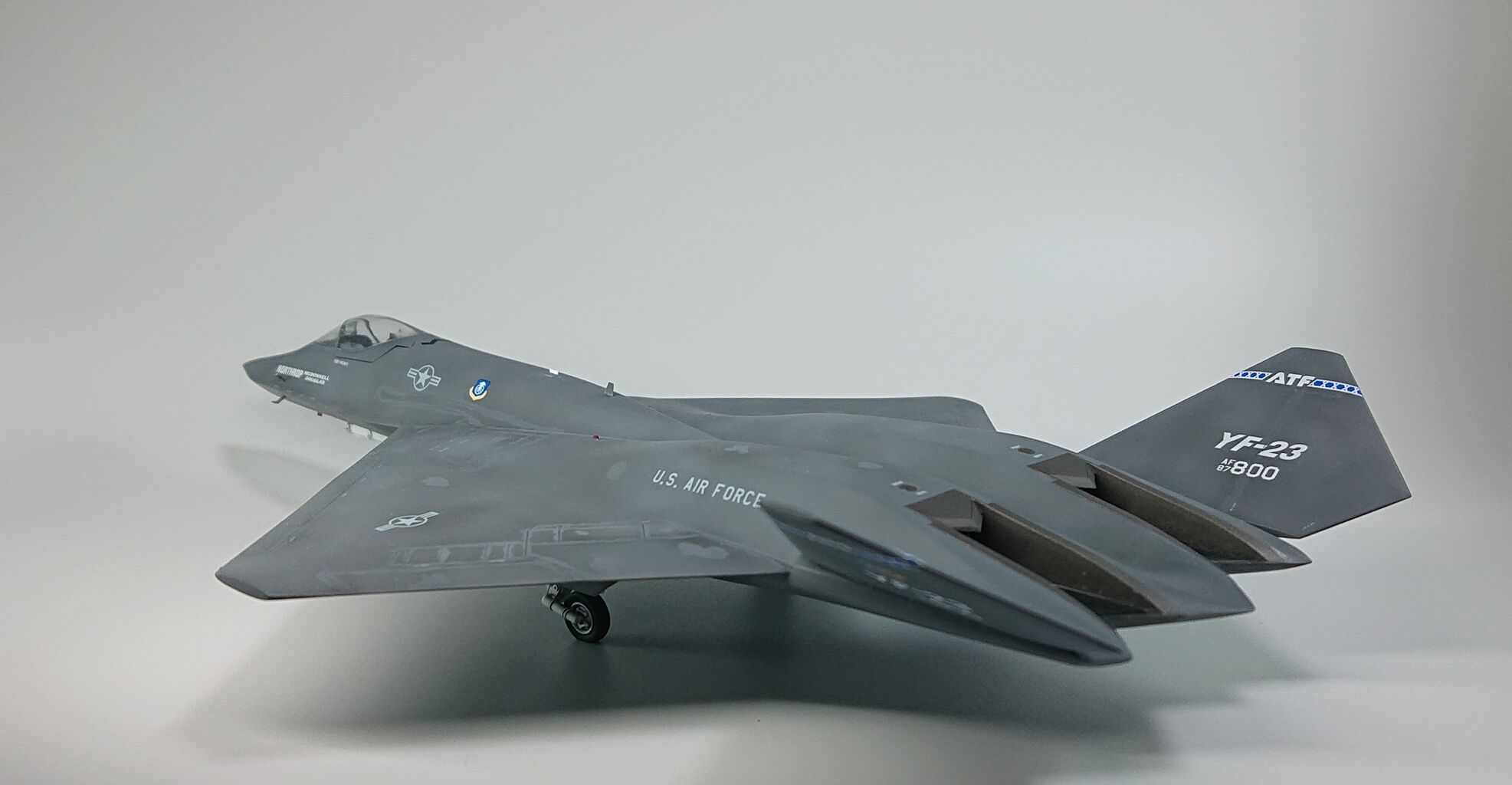 Dragon - 2507 - YF-23 - 1/72 Scale Model
