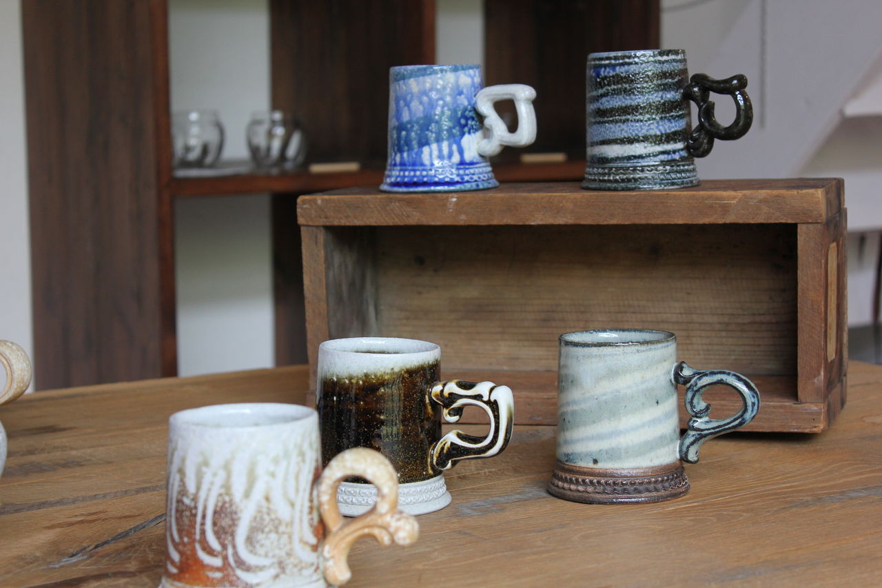 器入荷:伊藤丈浩 ソーダ窯のマグカップ @gallery : うつわ屋 器入荷:伊藤丈浩 ソーダ窯のマグカップ @gallery : うつわ屋