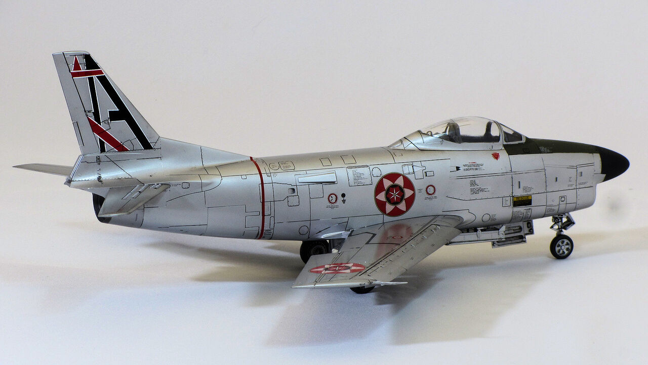 F-86D戦闘機 セイバードッグ キーホルダー フライトタグ 250枚限定