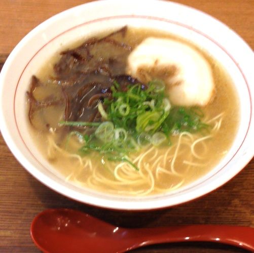 老舗の博多ラーメン ふくちゃん 築地 東京 俺の好きなラーメン