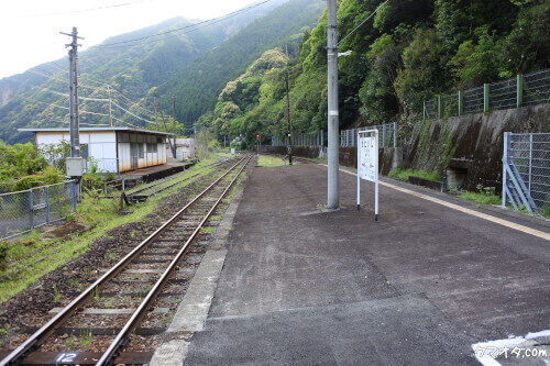 夏目友人帳聖地瀬戸石駅看板