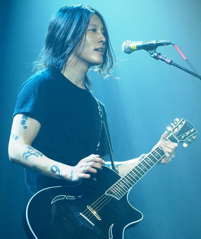 Miyaviとか言う世界に誇れる日本人ギタリスト 作曲速報