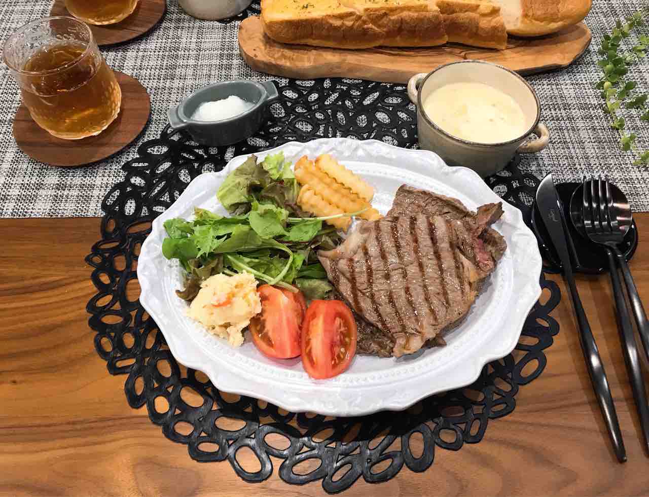 ストウブグリルでステーキプレートの晩ごはんとマイステーキブーム