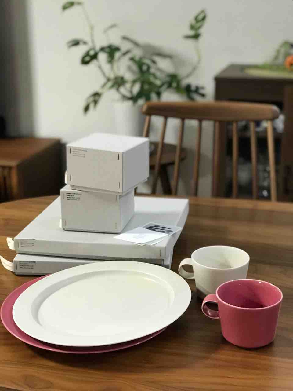 イイホシユミコ　アンジュール　ベルガモットピンク　食器セット イイホシユミコ☆ベルガモットピンク☆unjour cup＆plate - メルカリ