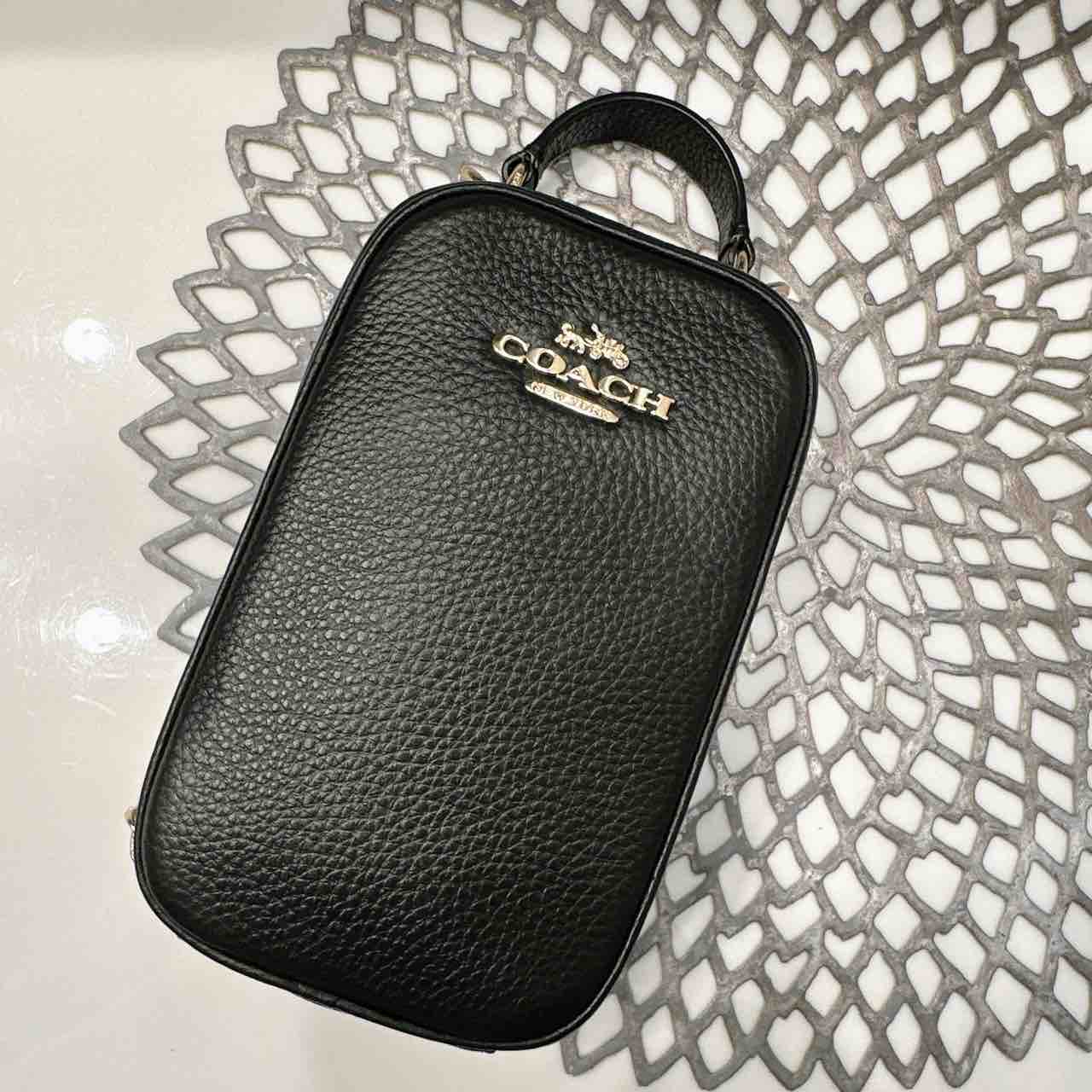 欲しかったスマホショルダーをCOACHアウトレットでようやく購入！ : 鍋 