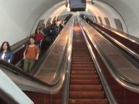 275