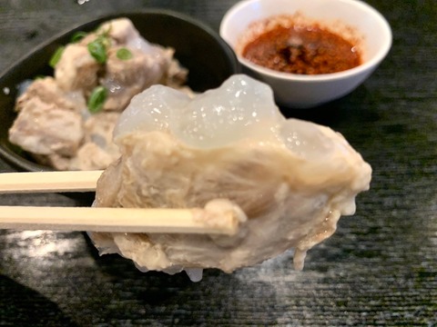 A51D8BF5-C416-4683-8952-1B607F78DD57