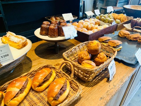 81524B76-660A-4E4E-A2A6-A879F480160F