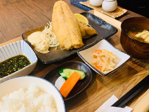 8781ECBC-730A-478F-8E2A-F5D1E83D7A07