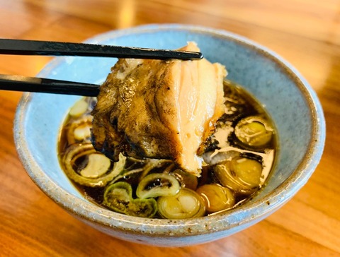 DCBDC29C-FFBC-4FE8-934F-1639764F6537