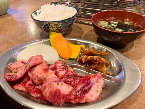 7B5A1ABC-EBAB-4EE2-ABD2-5F58F9F93058