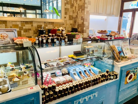 D53EA472-2DD8-429B-99C2-783FF1361E39